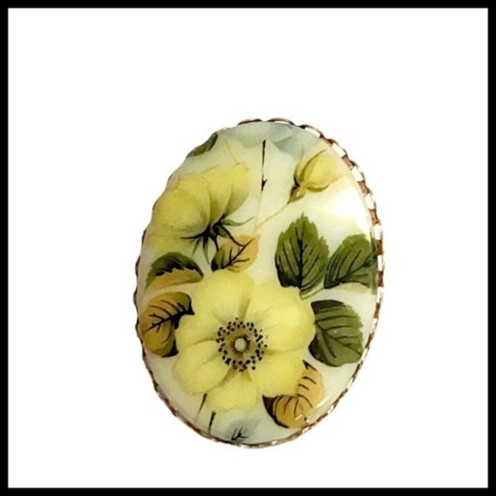 Vintage 1960s Yellow Floral Hydrangea Rose Dogwood Blossom Porcelain Pin Brooch